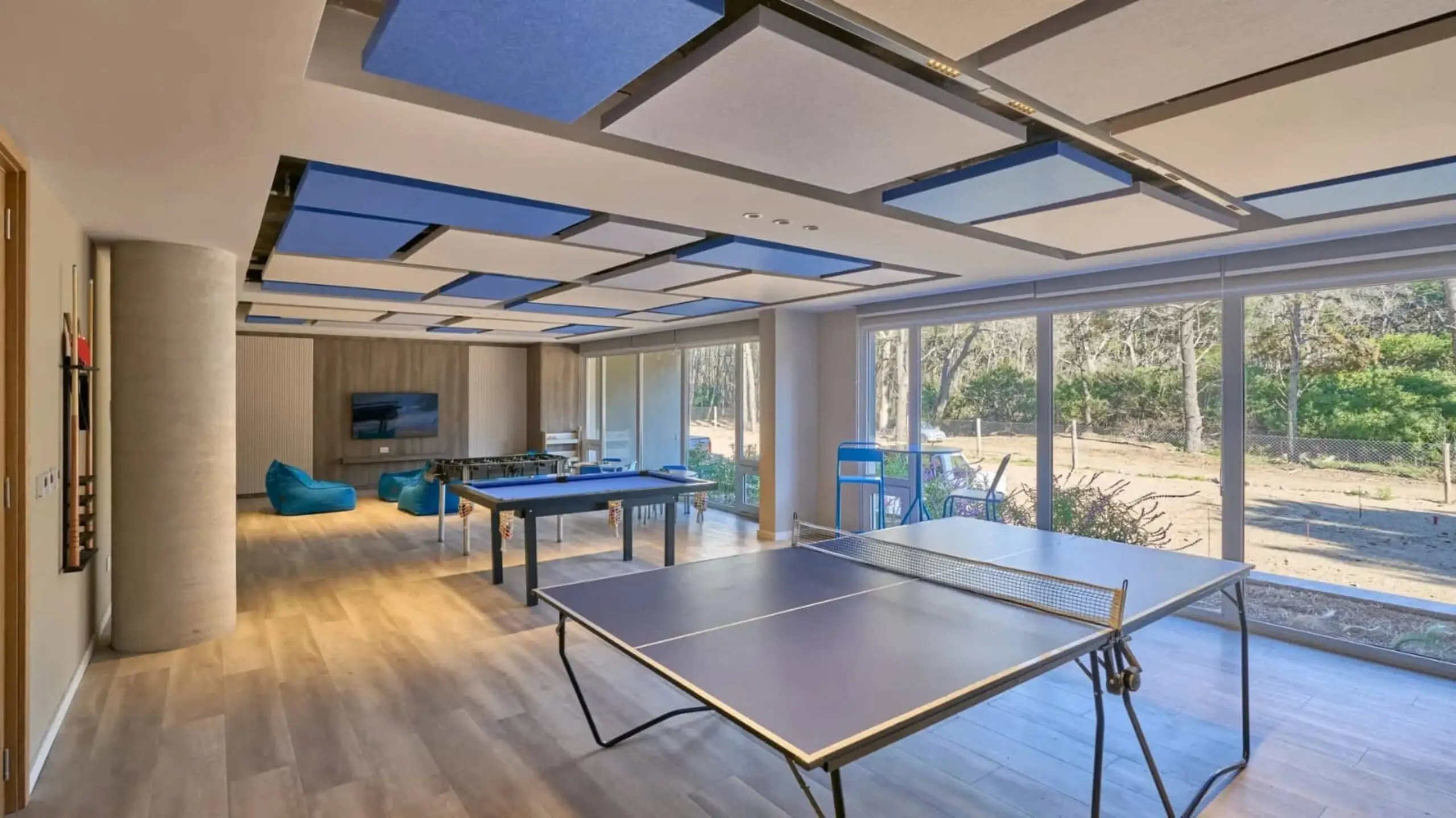 Sala de juegos para niños del complejo